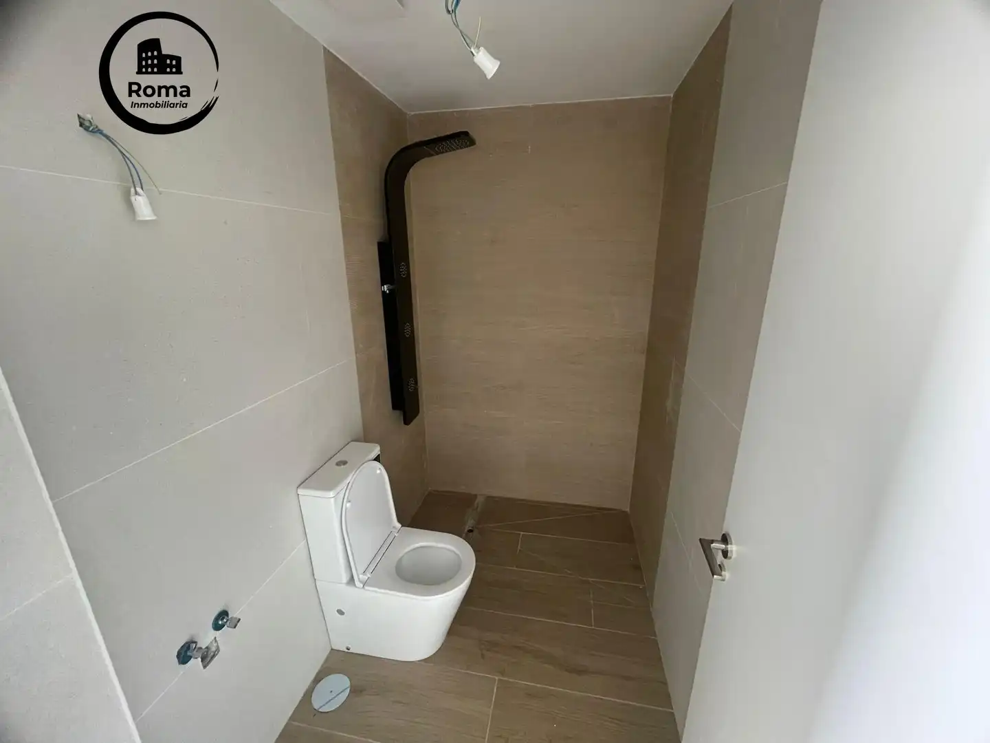 Bathroom of Houses for sale in Alhendín  with Private garden, Terrace and Storage room
