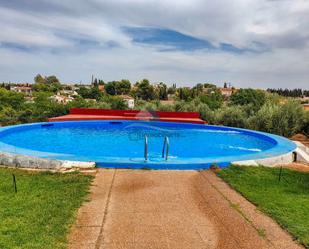 Piscina de Casa o xalet en venda en Linares amb Jardí privat i Piscina