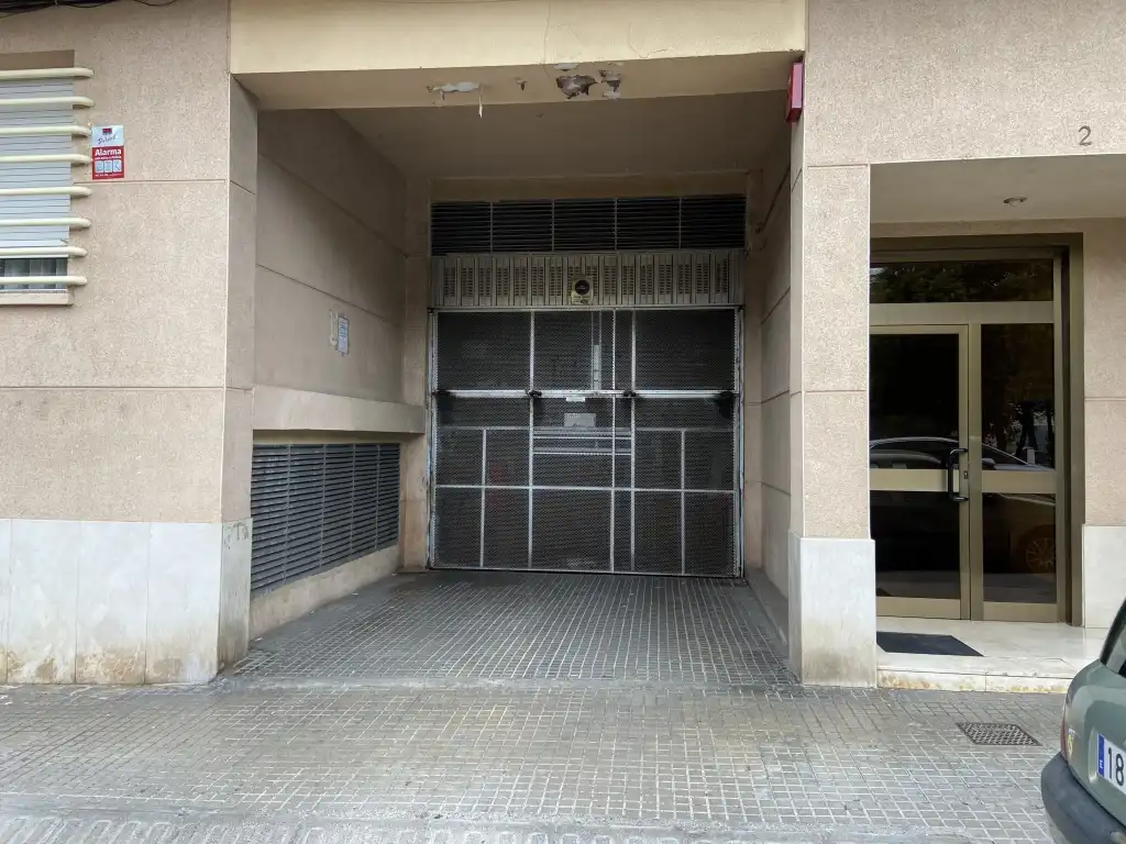 Einzelparkplatz zum Verkauf in Jaume Canalies i Amat, imagen 7