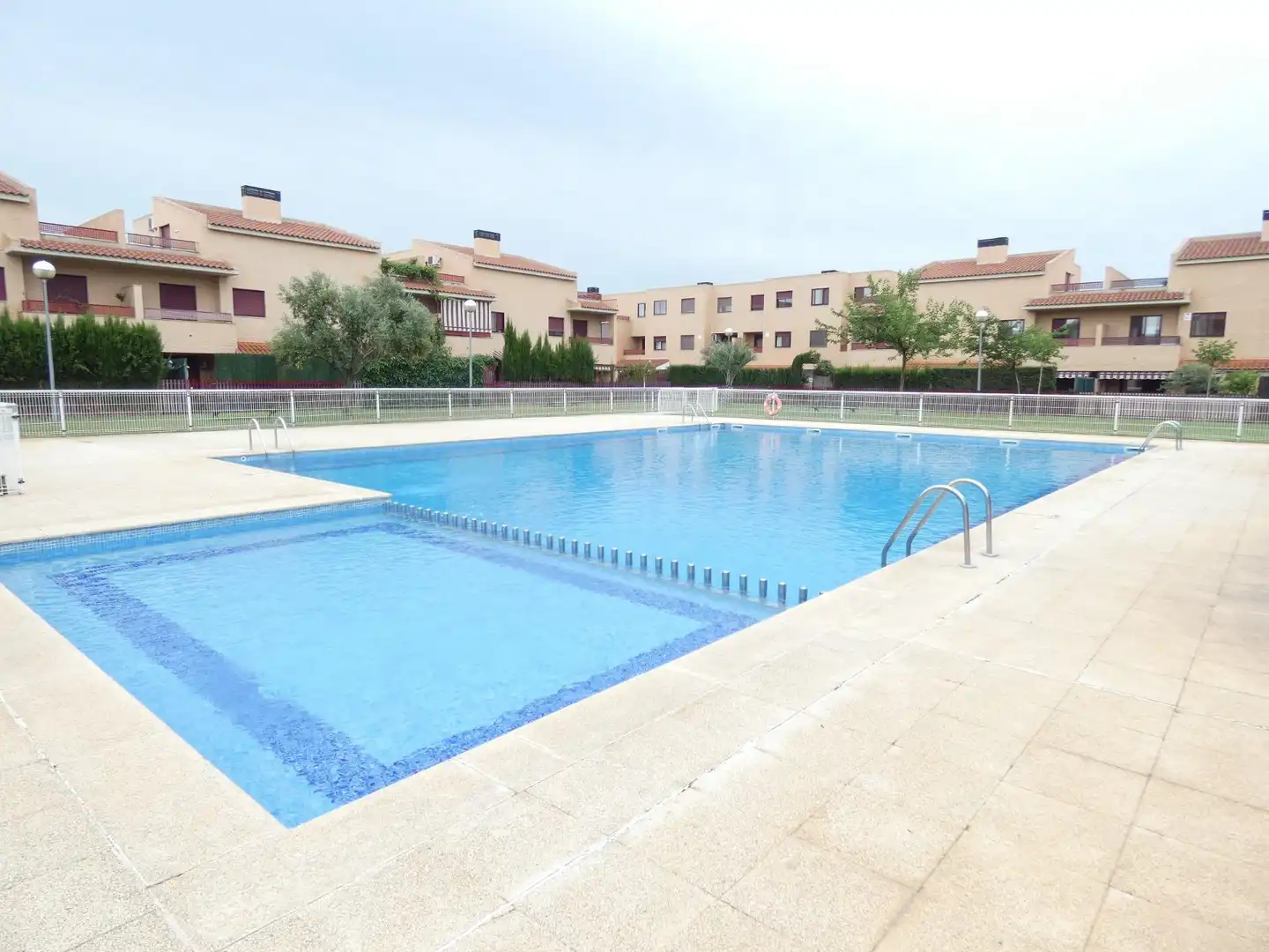 Swimming pool of Detached homes for sale in Utebo  with Air Conditioner, Heating and Private garden
