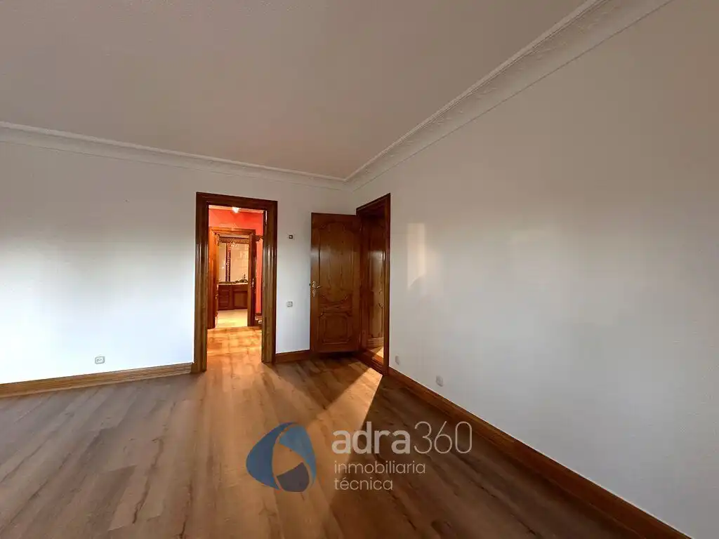 Houses for sale in Lardero  with Air Conditioner, Heating and Private garden
