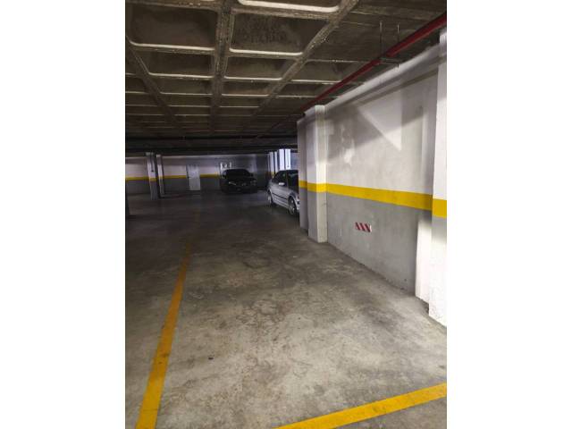 Garaje en Alquiler en Calle Goleta en Almerimar