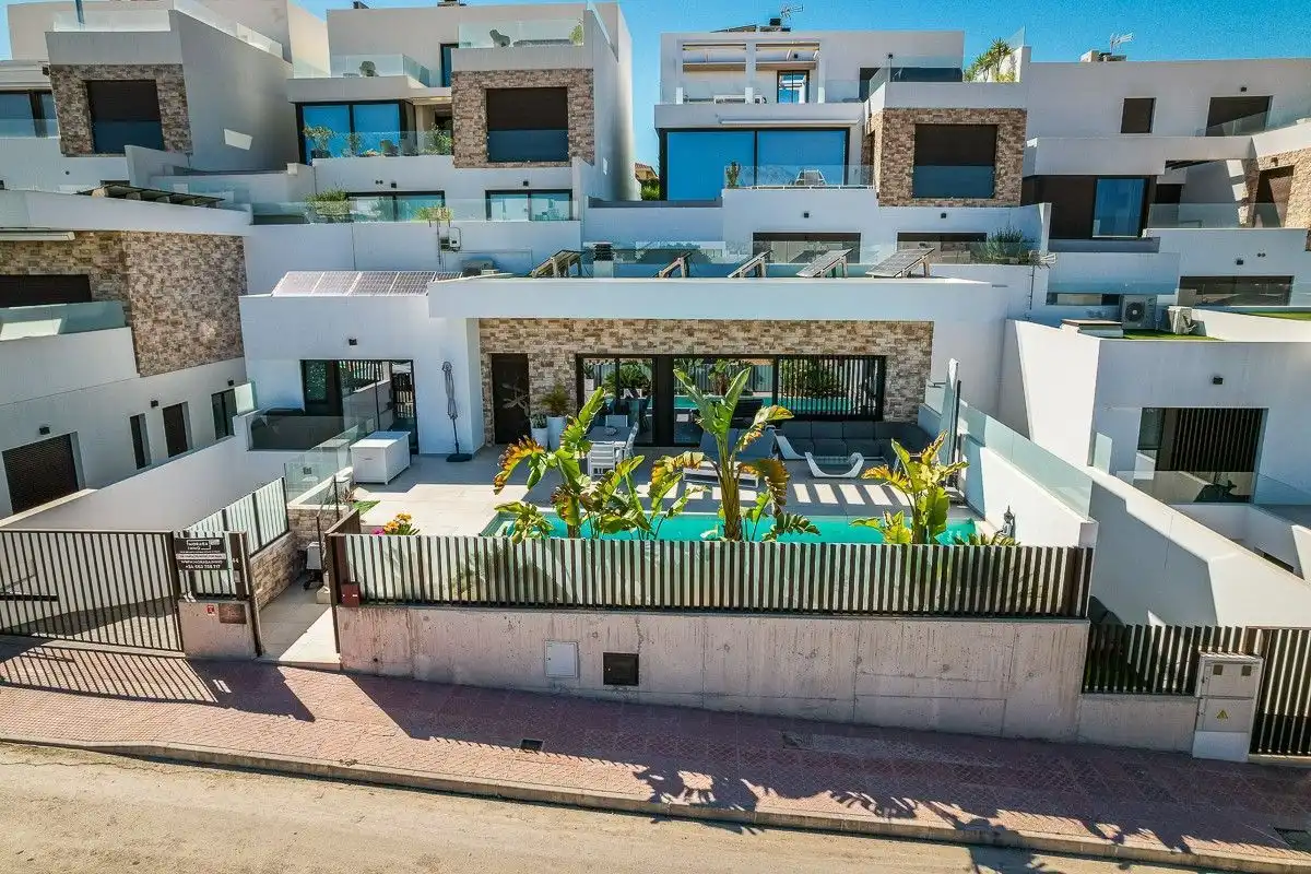 Casa con piscina in vendita a Benimar, imagen 5