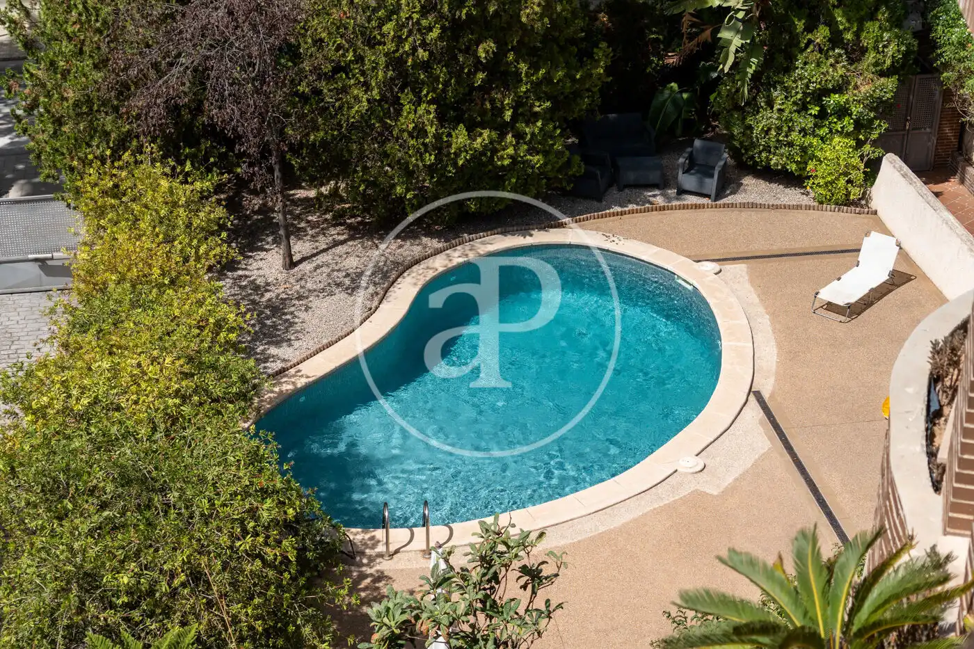 Piscina de Àtic de lloguer en  Palma de Mallorca amb Aire condicionat, Calefacció i Jardí privat