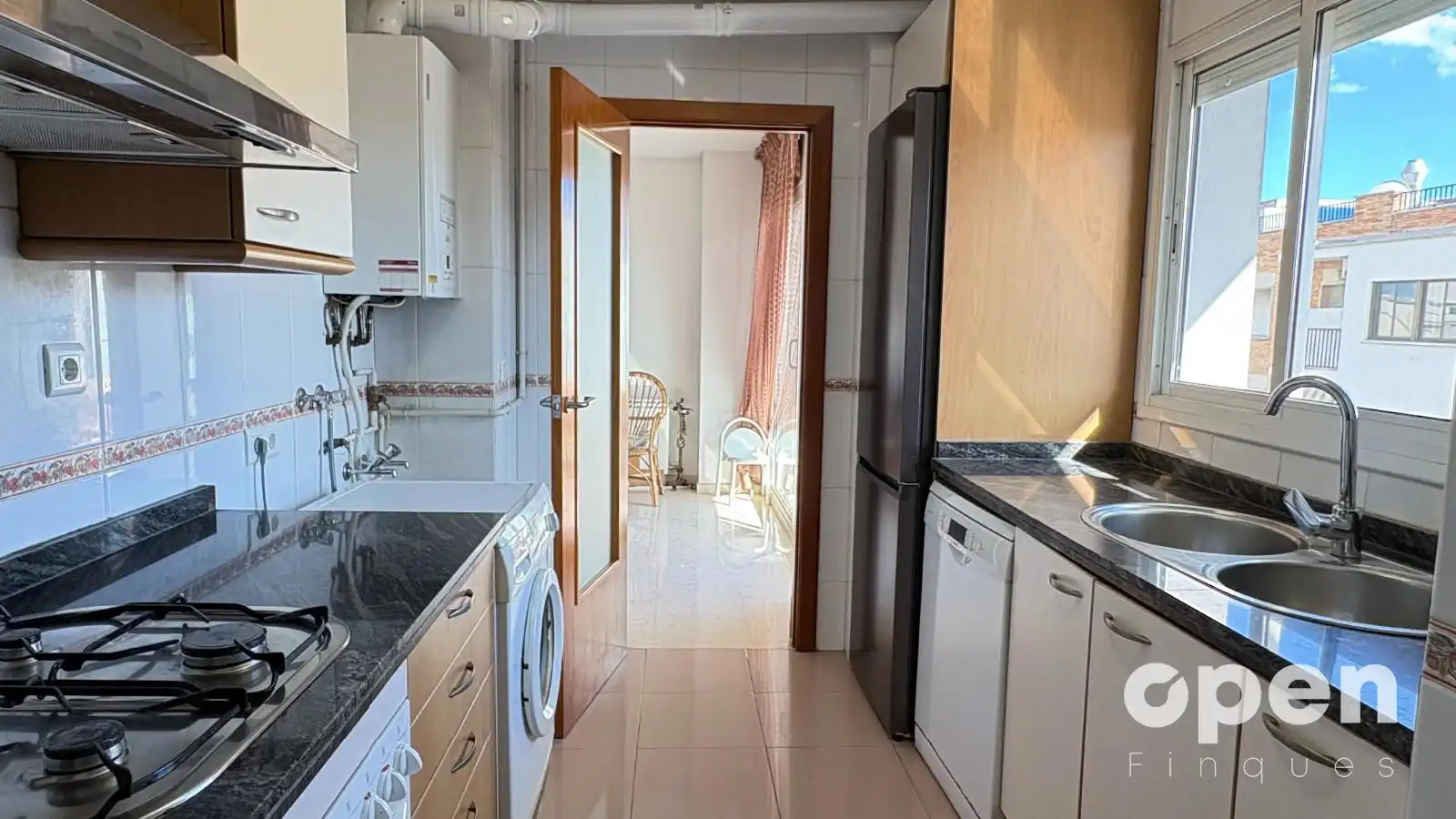 Cuina de Pis en venda en Terrassa amb Calefacció, Terrassa i Balcó