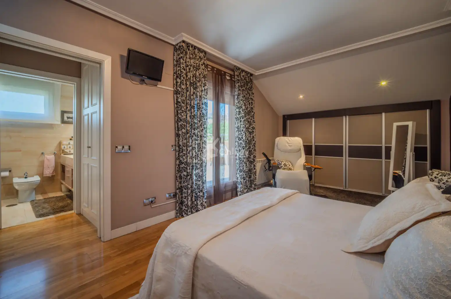 Habitación de Casa o chalet en venta en Rivas-Vaciamadrid con Aire acondicionado, Jardín privado y Terraza