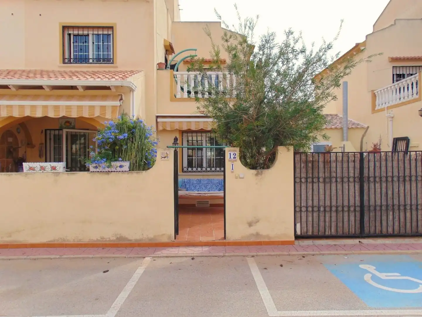 Vista exterior de Casa adosada en venta en El Mojón
