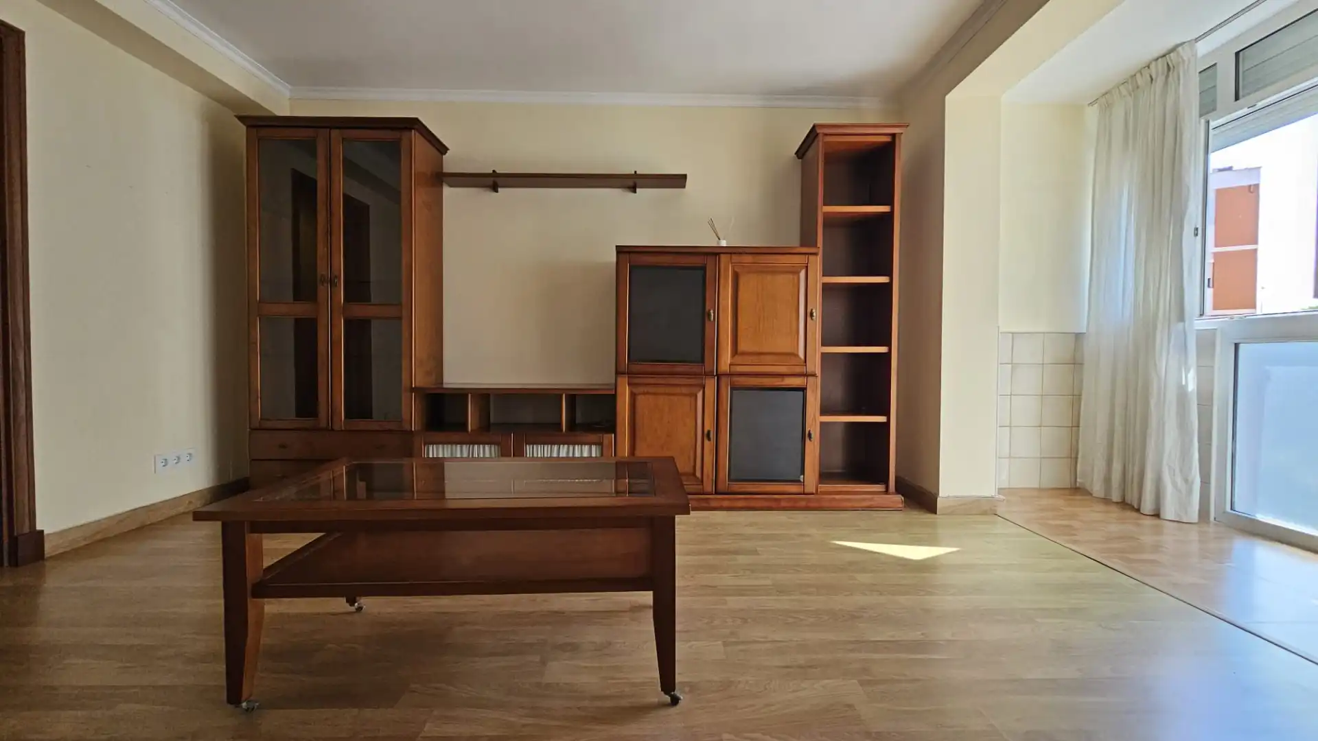 Sala d'estar de Pis en venda en Cádiz amb Aire condicionat i Terrassa