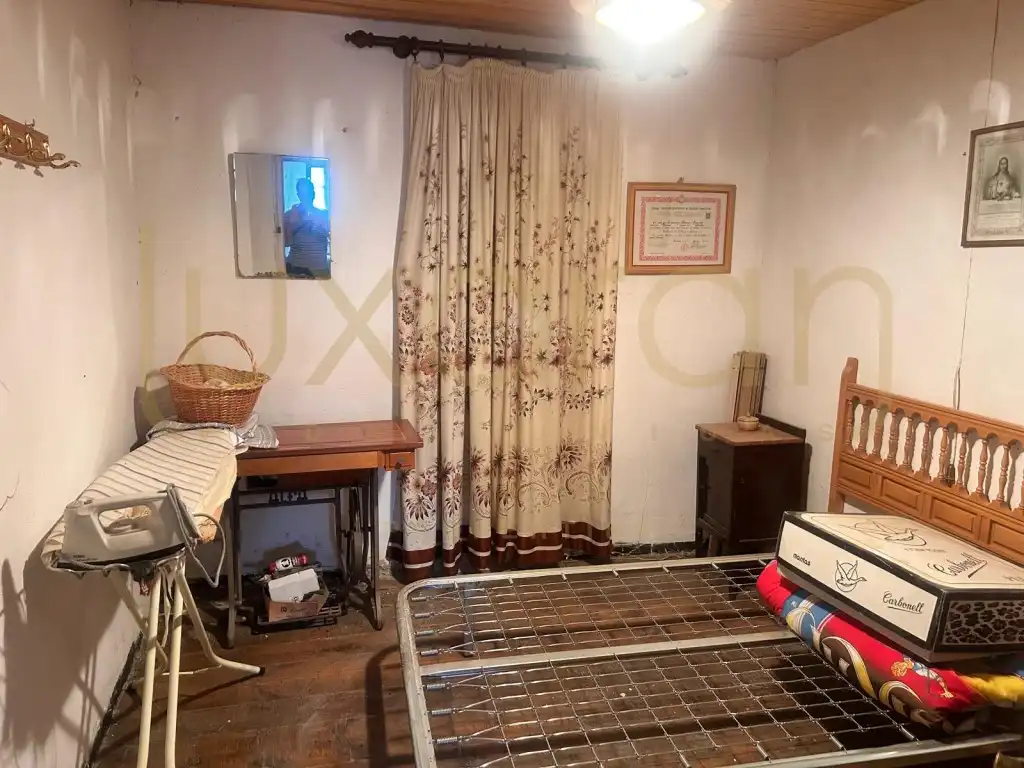 Casa o xalet en venda en Tírvia