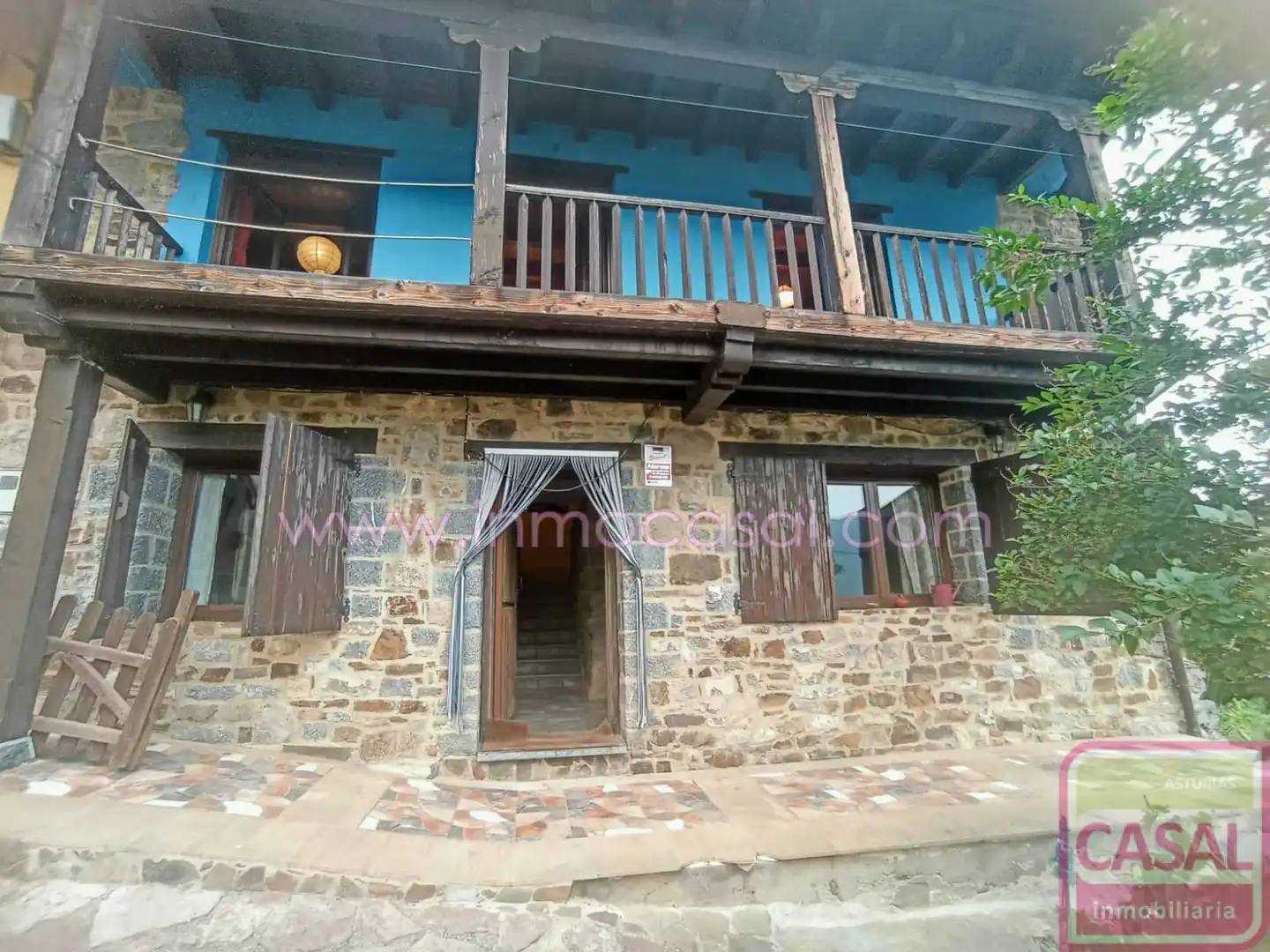 Vista exterior de Casa o chalet en venta en Riosa con Calefacción y Amueblado