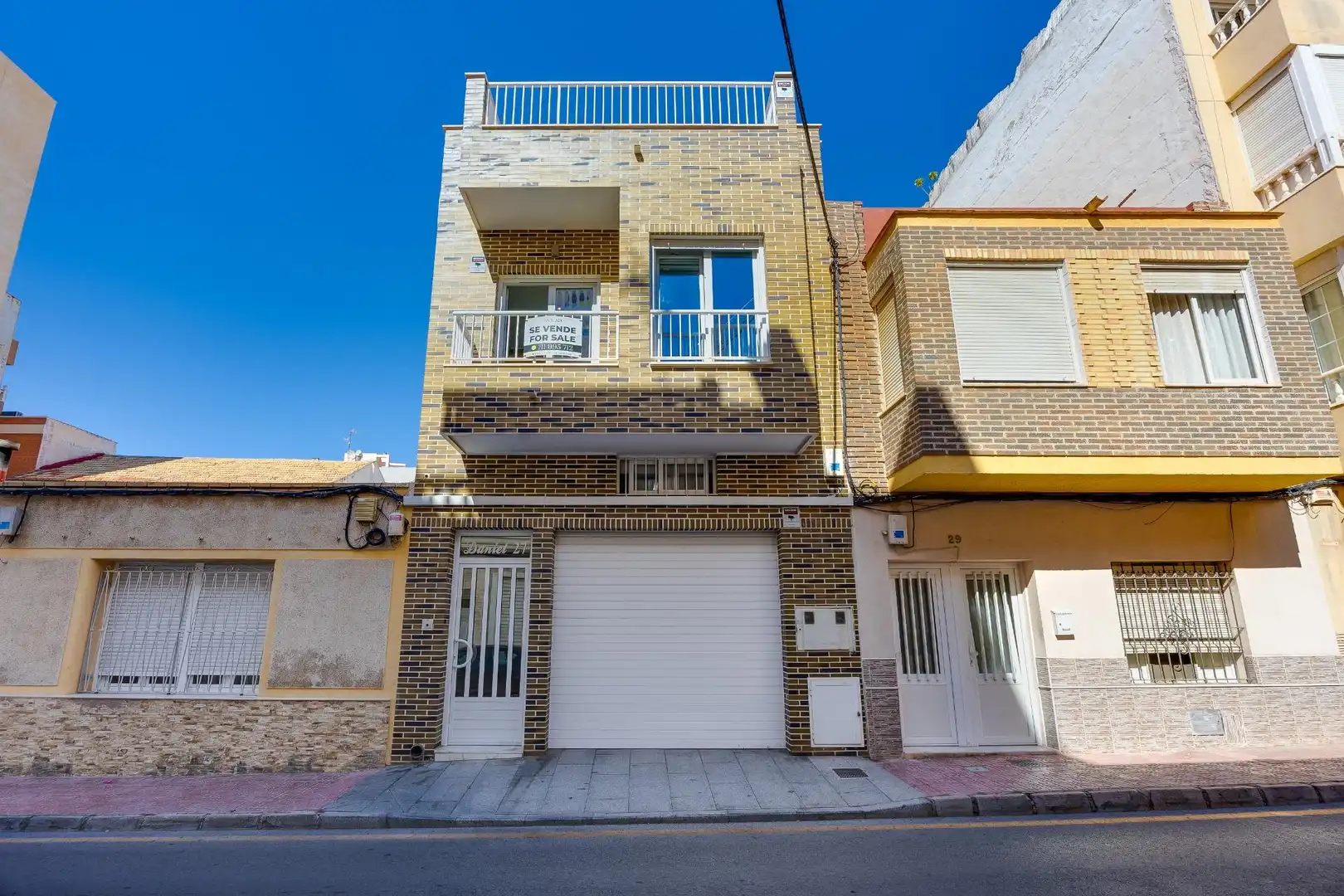 Casa con balcone in vendita a Calle Calle Paz