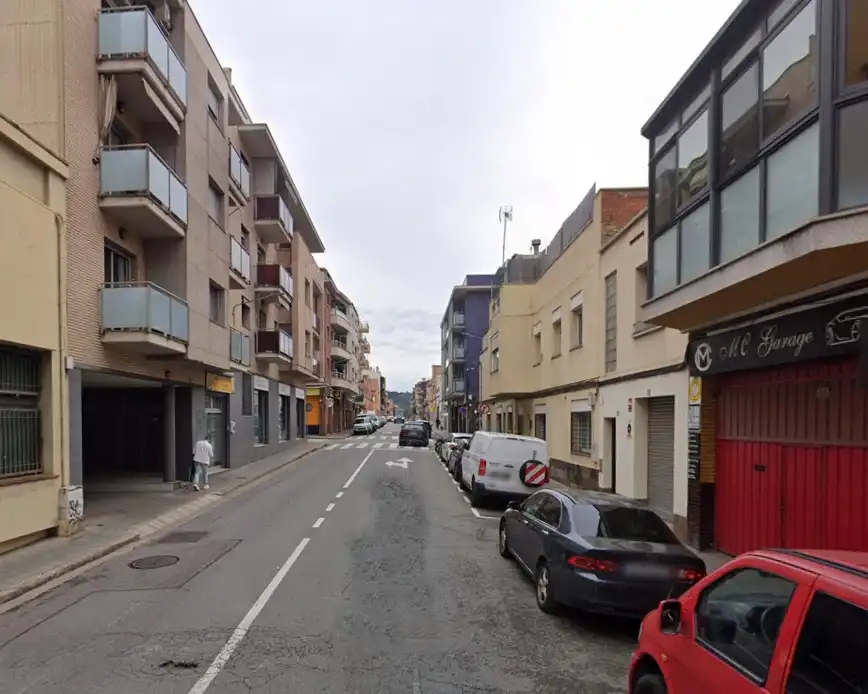 Ground floor with lift for sale in Francesc Macià