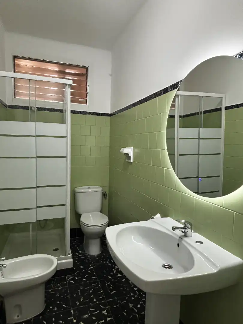 Bathroom of Flat for sale in Terrassa  with Heating, Parquet flooring and Terrace