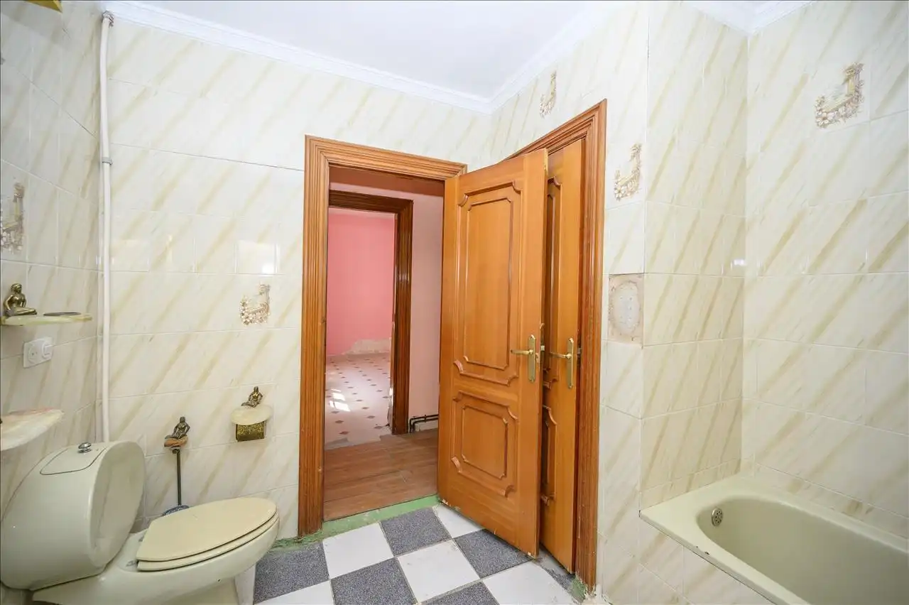 Bathroom of Detached homes for sale in Polán  with Terrace