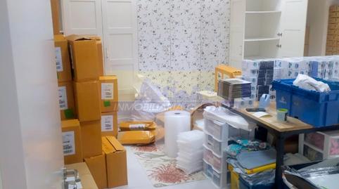 Foto 4 de Oficina de alquiler en Barrio Sámano-vallegón, Sámano, Cantabria