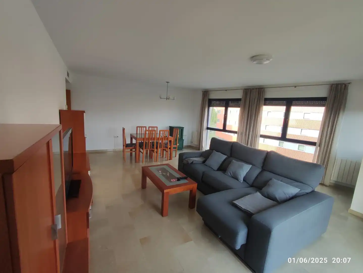 Wohnzimmer von Wohnung zur Miete in  Granada Capital mit Klimaanlage, Heizung und Privatgarten
