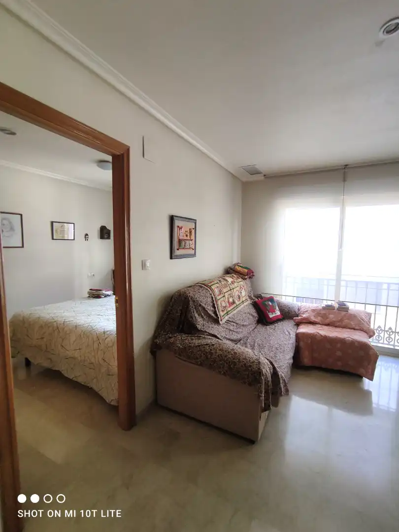 Schlafzimmer von Wohnung zur Miete in Elche / Elx mit Möbliert, Ofen und Waschmaschine