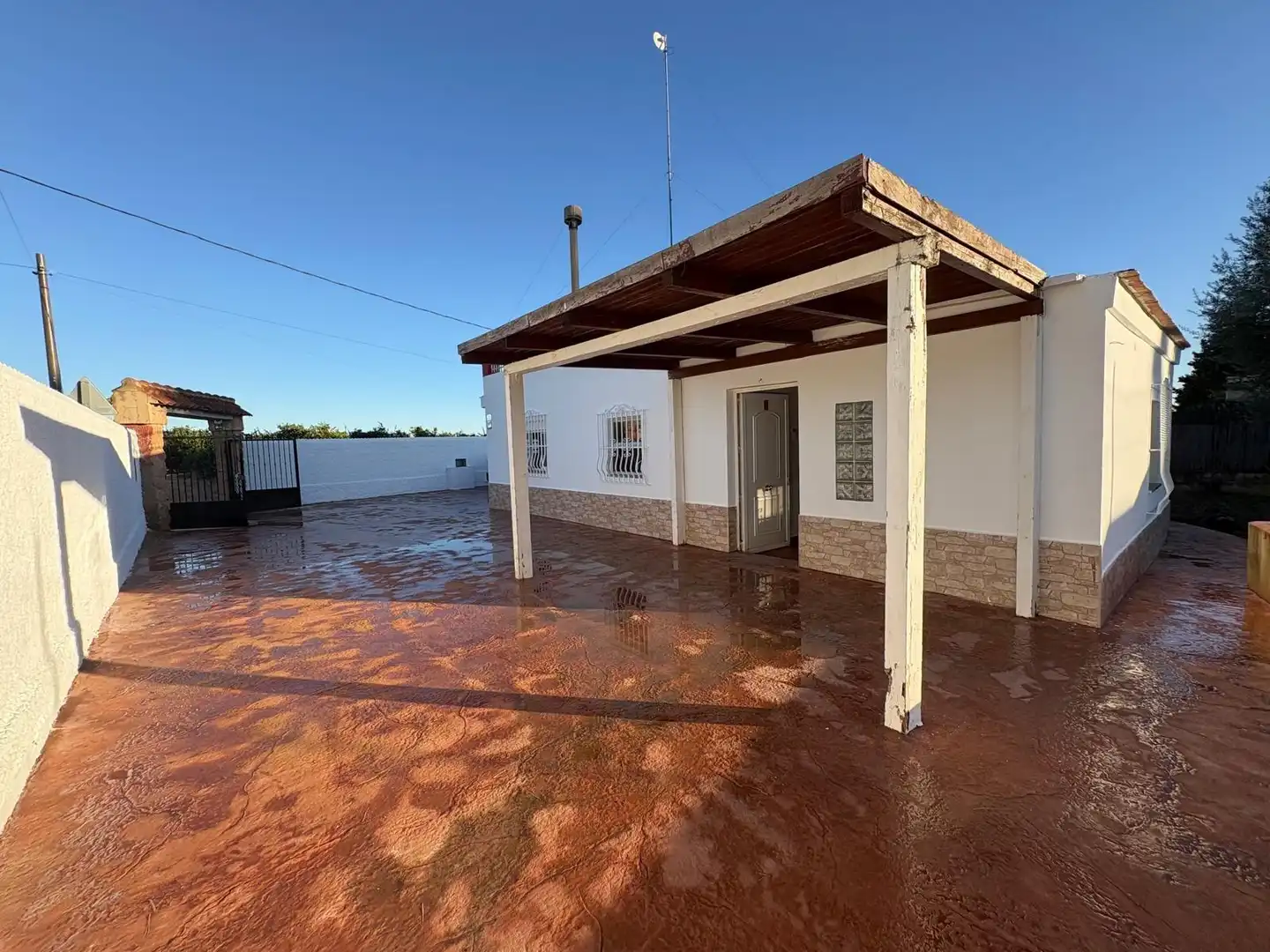 Detached house with pool for sale in Urbanizaciones