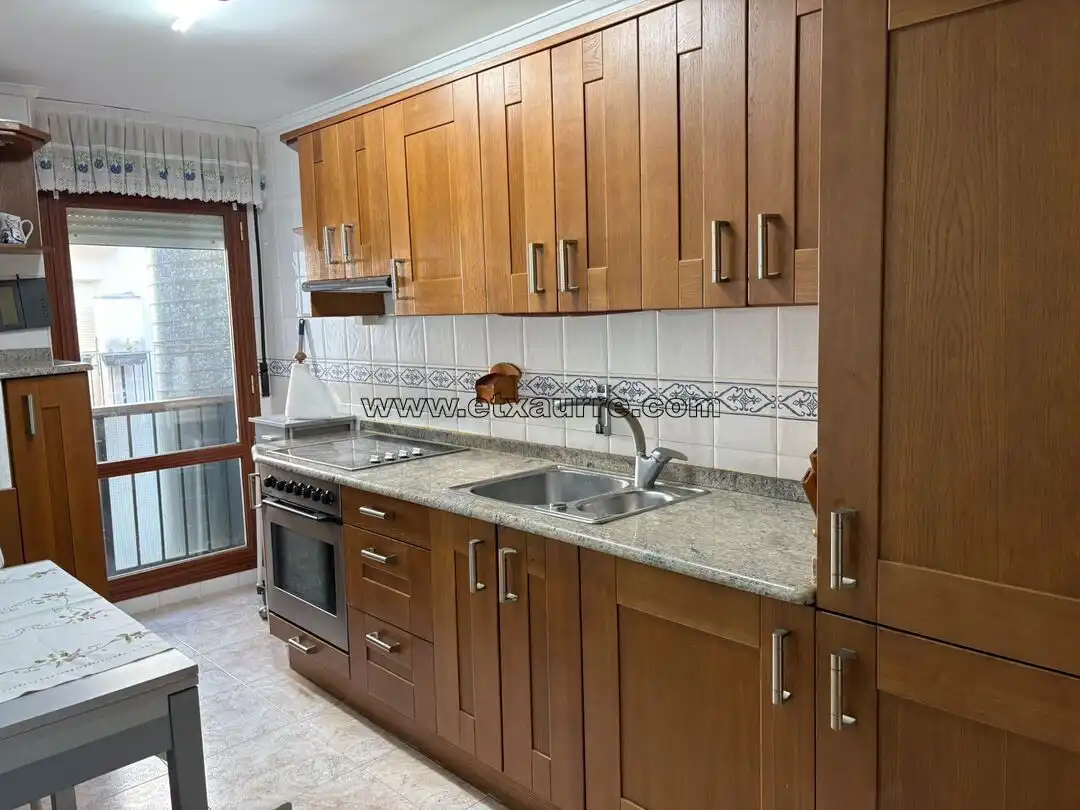 Kitchen of Flat for sale in Laudio / Llodio  with Heating, Storage room and Furnished