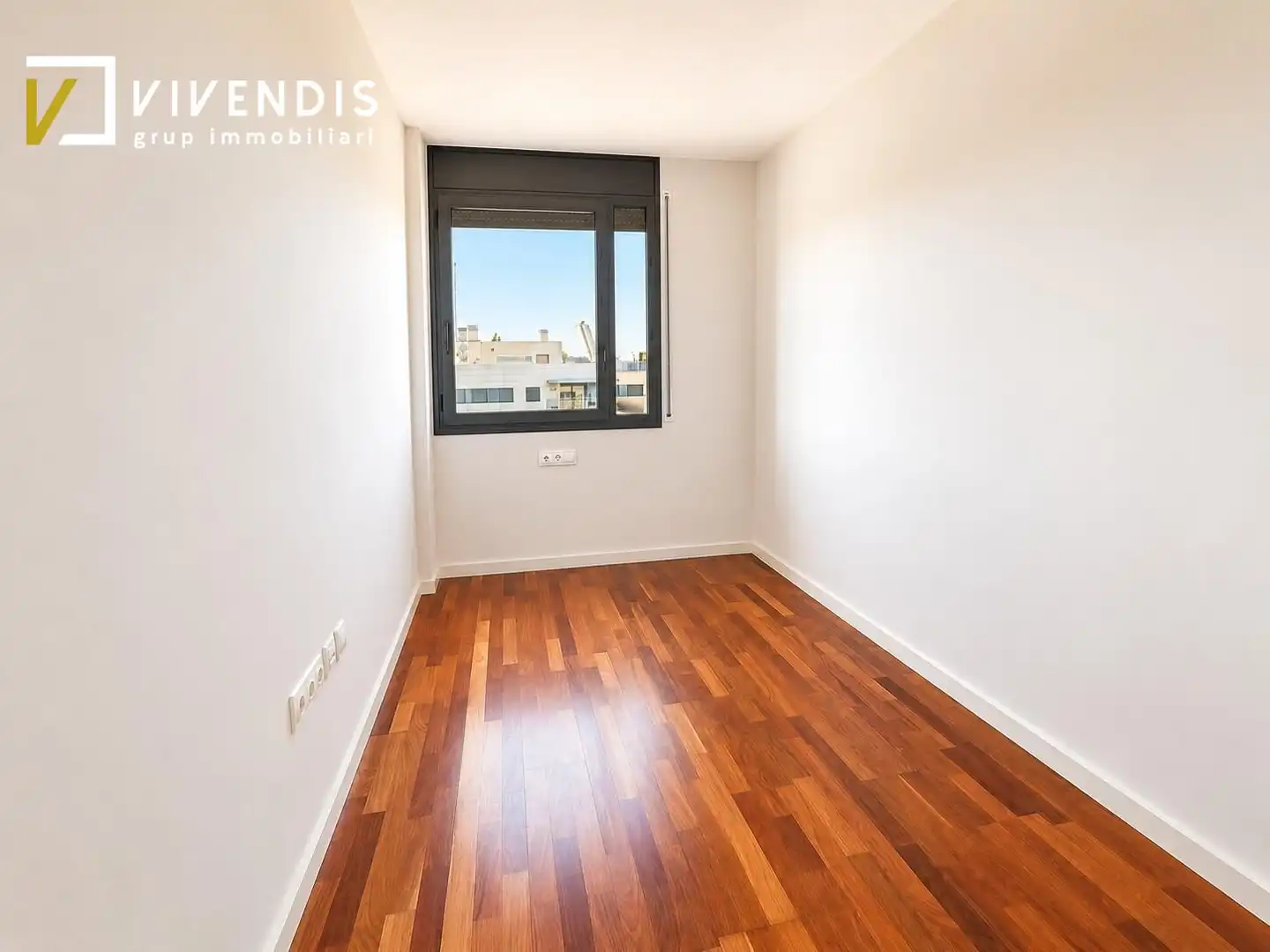 Schlafzimmer von Wohnung zum Verkauf in Lleida mit Klimaanlage, Heizung und Privatgarten