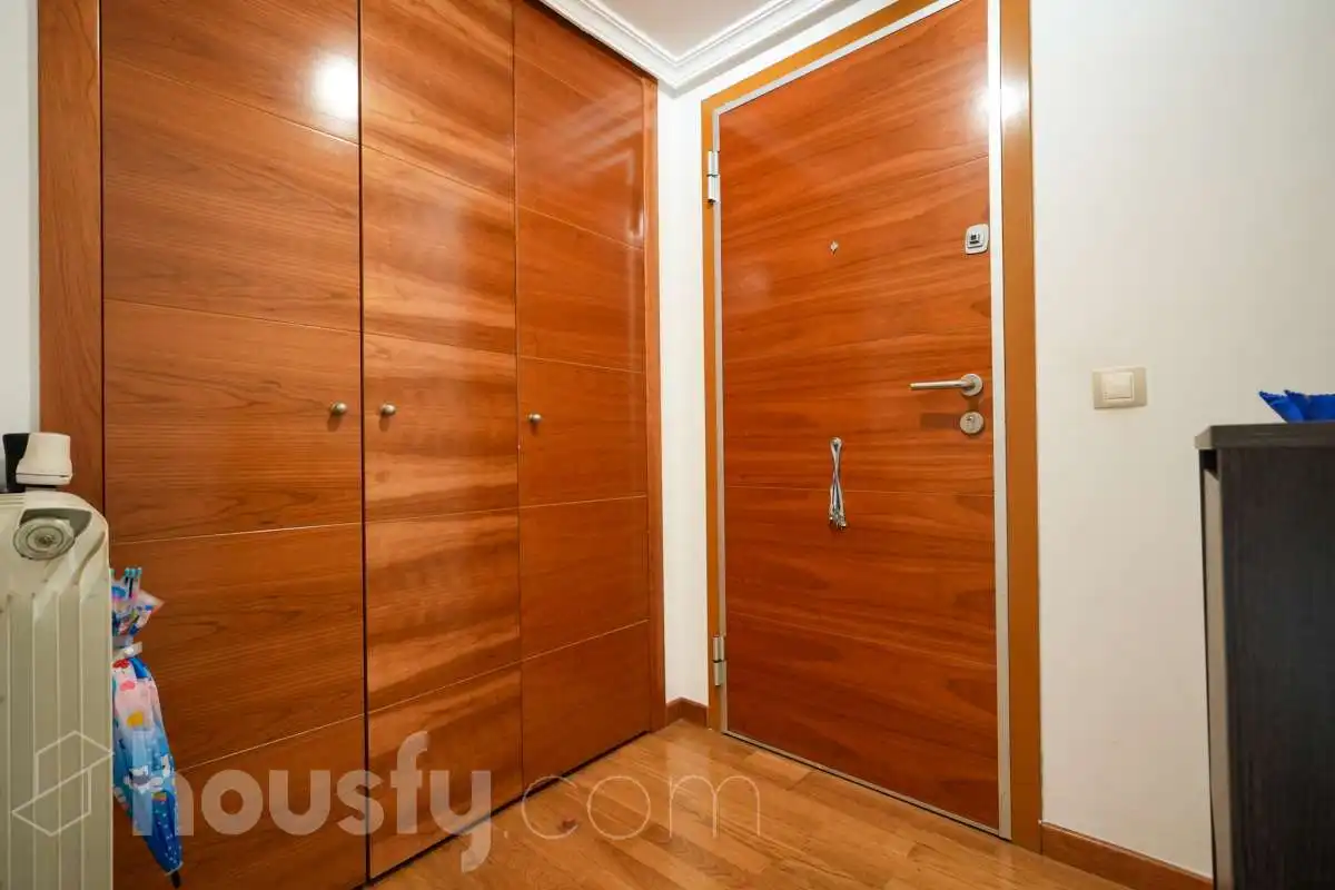 Piso en venta en Av. Isabel de Valois, Sanchinarro