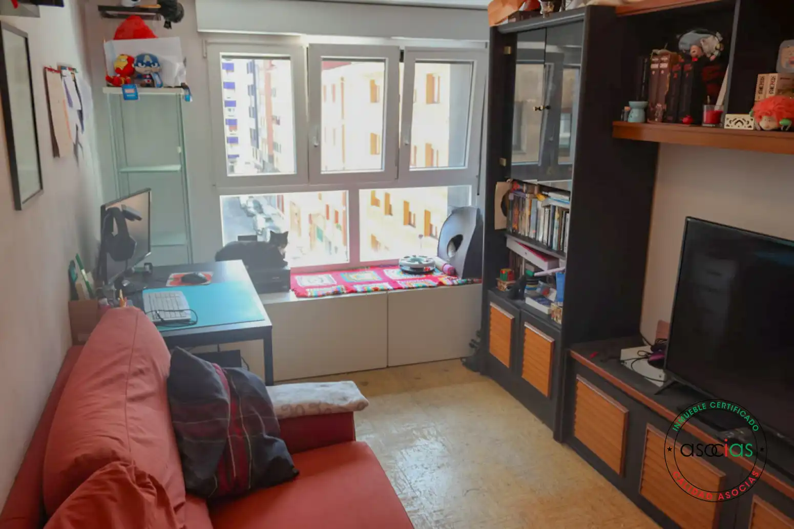 Dormitori de Pis en venda en Gijón  amb Calefacció i Parquet