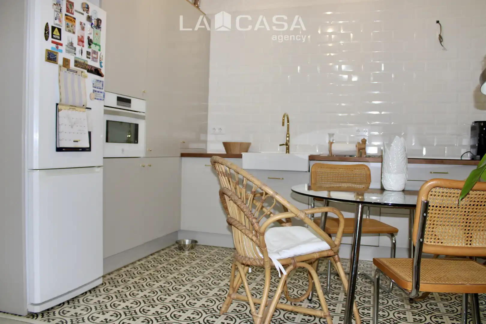 Kitchen of Flat for sale in Casco Antiguo