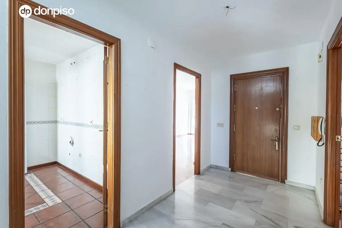 Terraced house for sale in Calle CHECOSLOVAQUIA, imagen 28