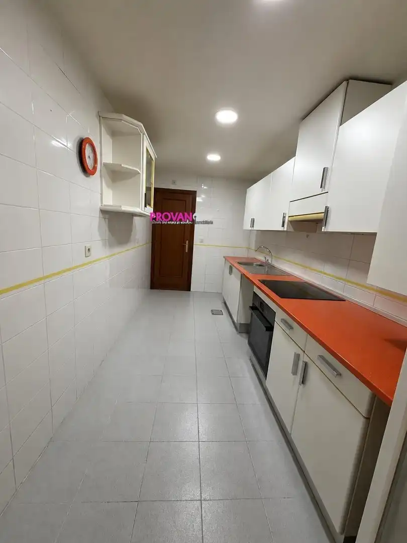 Cuina de Pis en venda en Torrejón de Ardoz amb Aire condicionat, Calefacció i Parquet