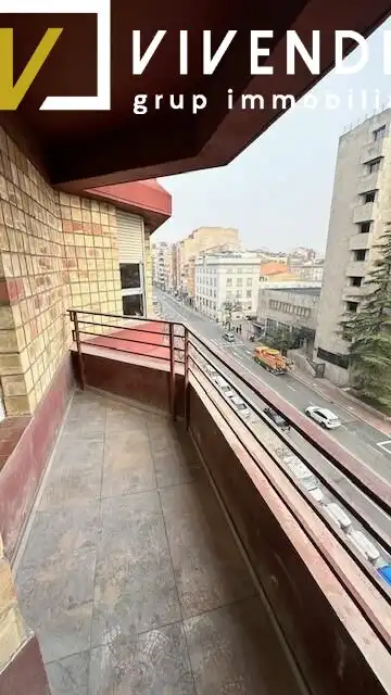 Piso con terraza en venta en Calle BALMES, imagen 19