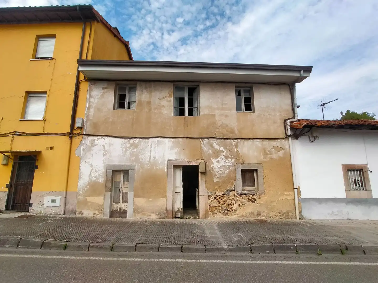Vista exterior de Casa adosada en venta en Pravia