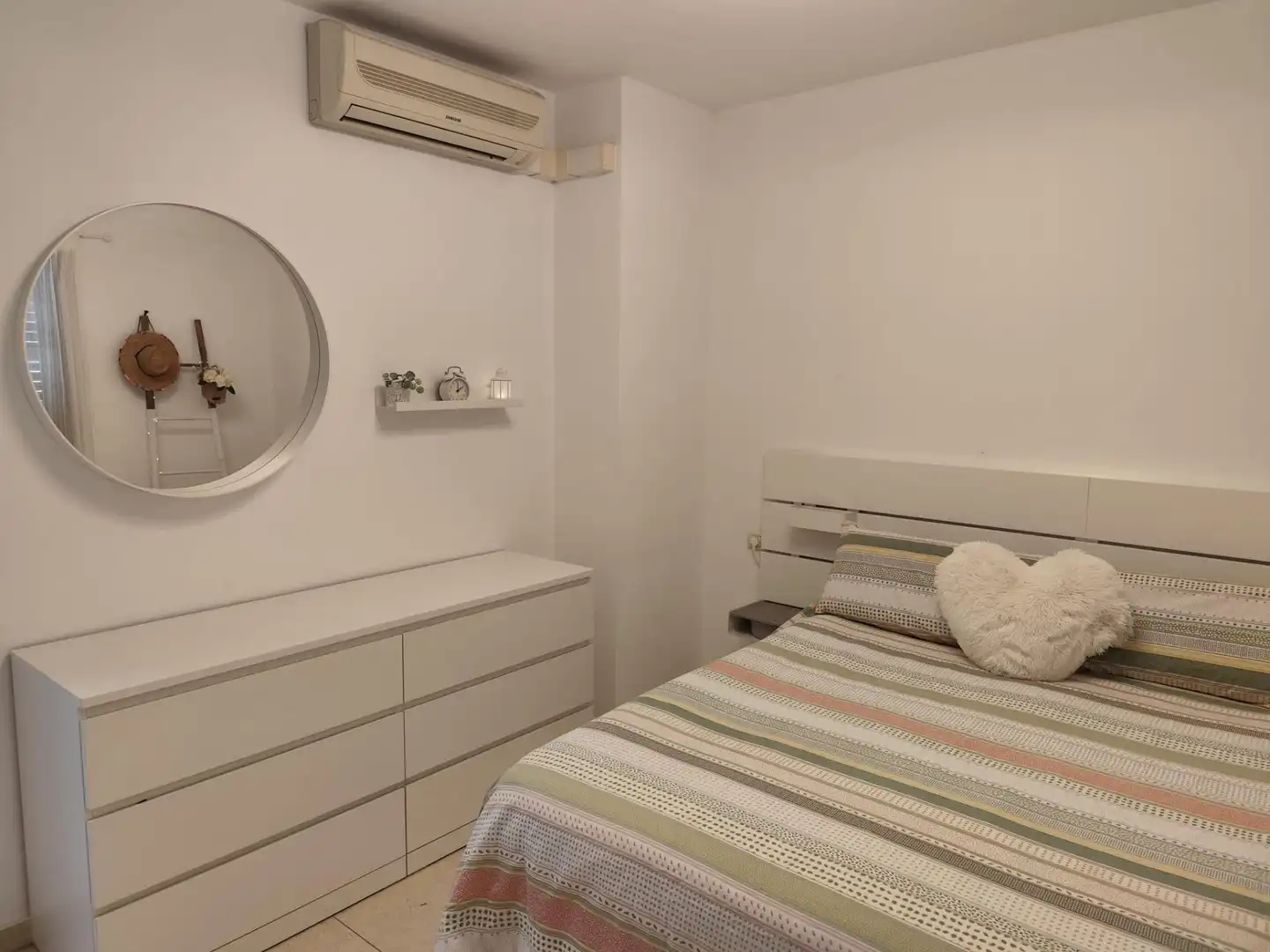 Habitación de Casa adosada en venta en Candelaria con Terraza, Trastero y Amueblado
