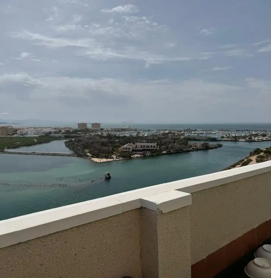 Terraza de Ático en venta en La Manga del Mar Menor con Aire acondicionado, Terraza y Piscina