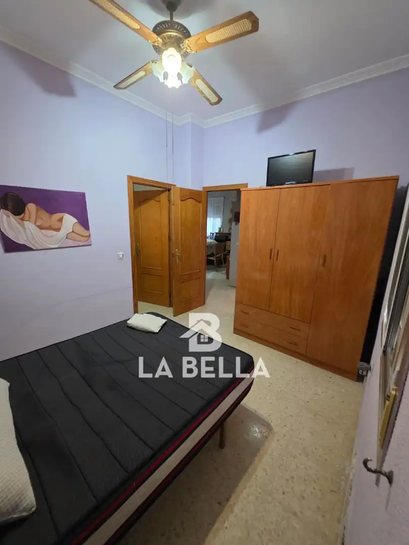 Dormitori de Casa o xalet en venda en Coria del Río amb Aire condicionat, Jardí privat i Traster