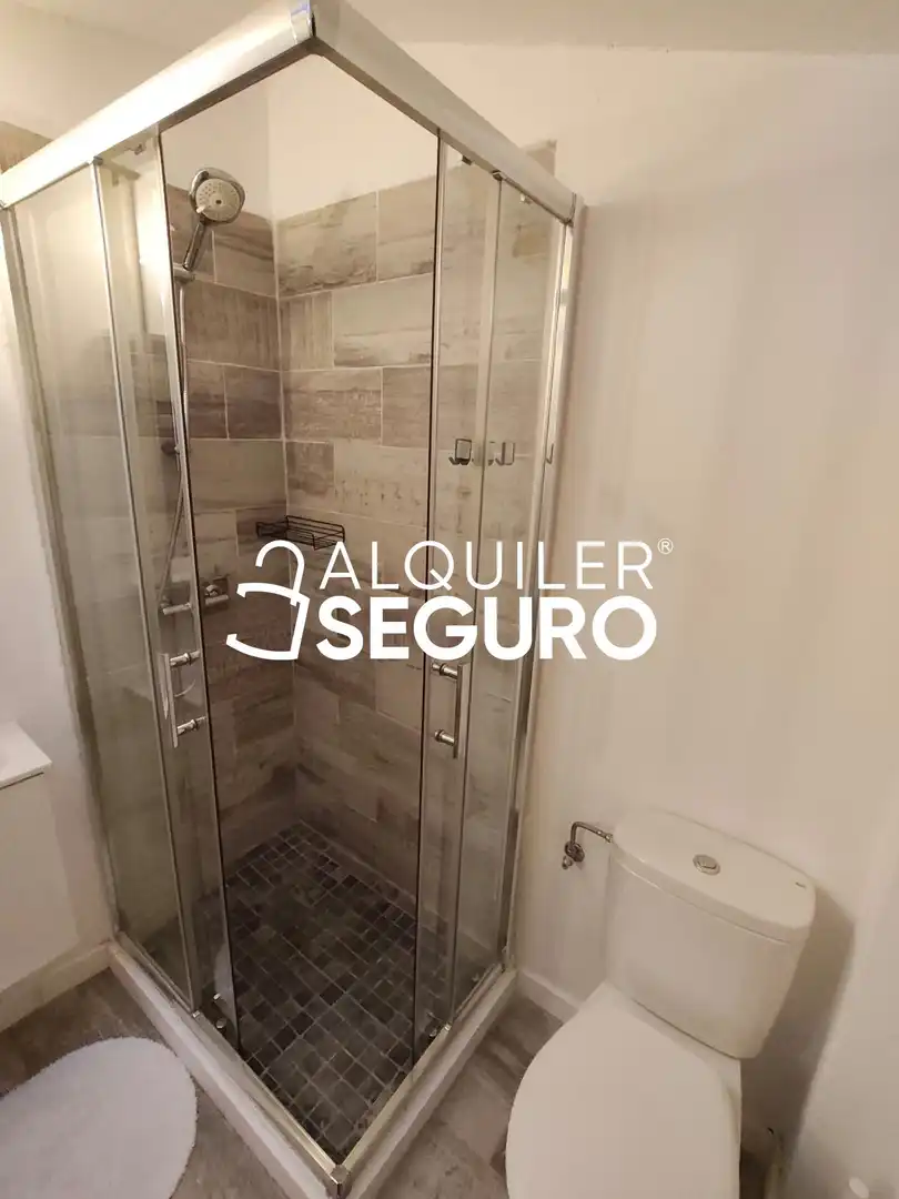 Badezimmer von Wohnung zur Miete in Algete Centro