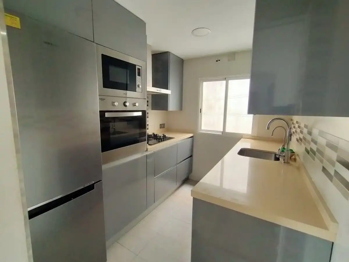Flat with lift to rent in Bailén - Miraflores