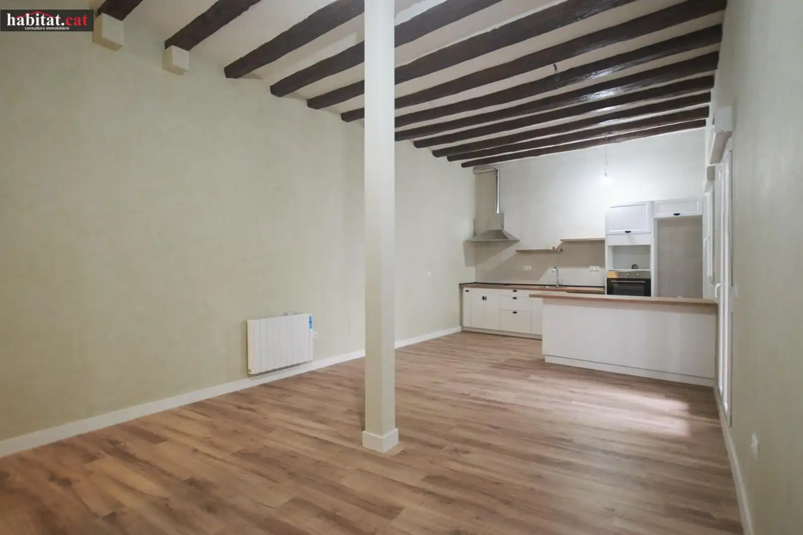 Cocina de Piso en venta en Vilanova i la Geltrú con Calefacción, Parquet y Terraza