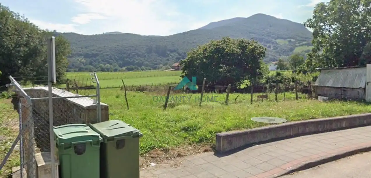 Terreni e lotti in vendita a Rasines