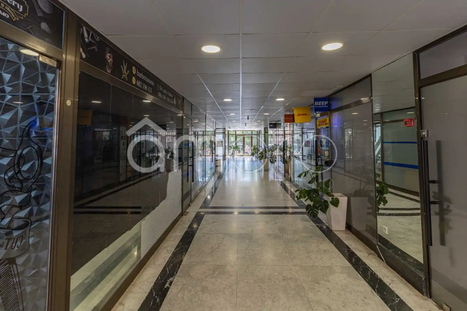 Oficina de alquiler en N/A, Centre