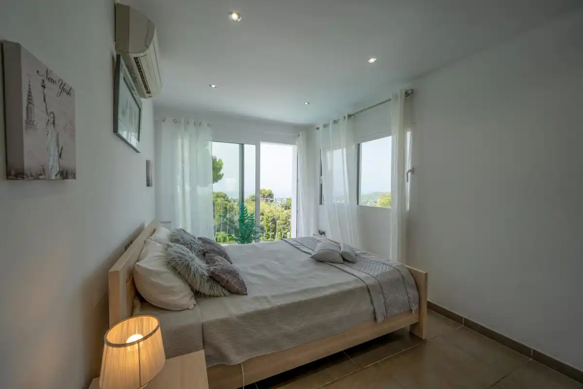 Dormitori de Casa o xalet en venda en Jávea / Xàbia amb Aire condicionat, Calefacció i Jardí privat