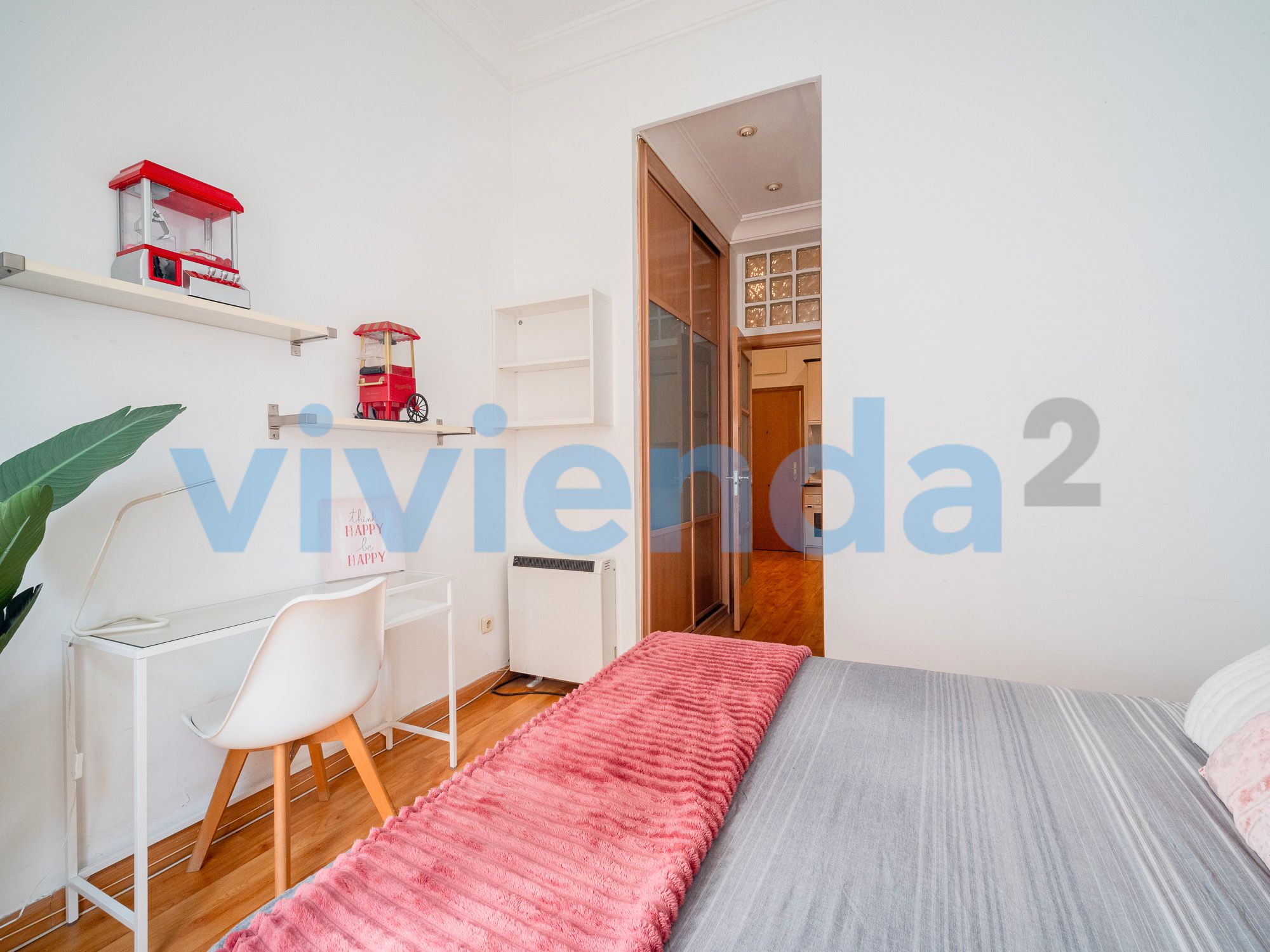 Flat for sale in Puebla, Universidad - Malasaña