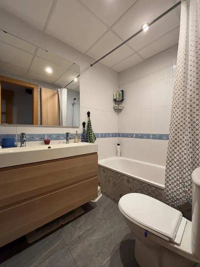 Flat for sale in Zona de la Vega
