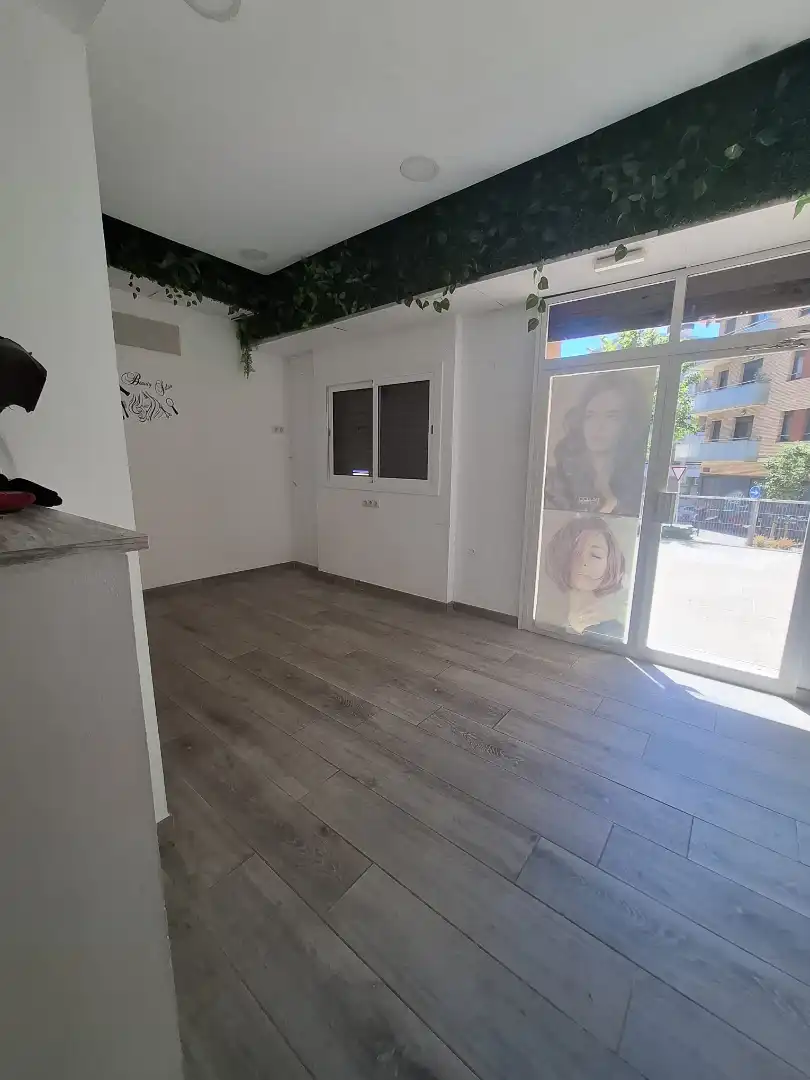 Local comercial de lloguer a Bonavista - Bufalà - Morera