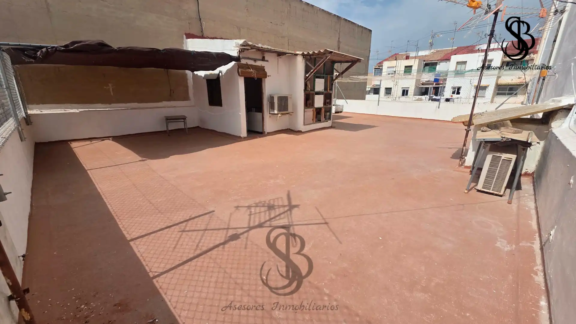Piso con terraza en venta en Carrer Pi y Margall