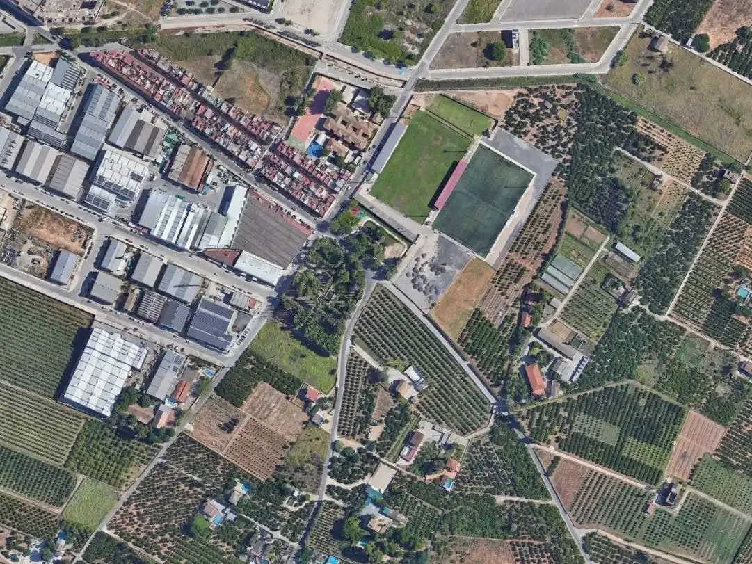 Industrial land for sale in Carcaixent