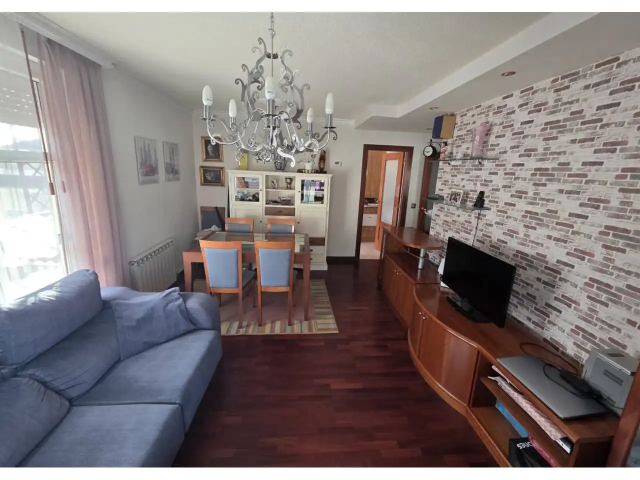 Sala de estar de Piso en venta en Piélagos con Calefacción, Terraza y Amueblado