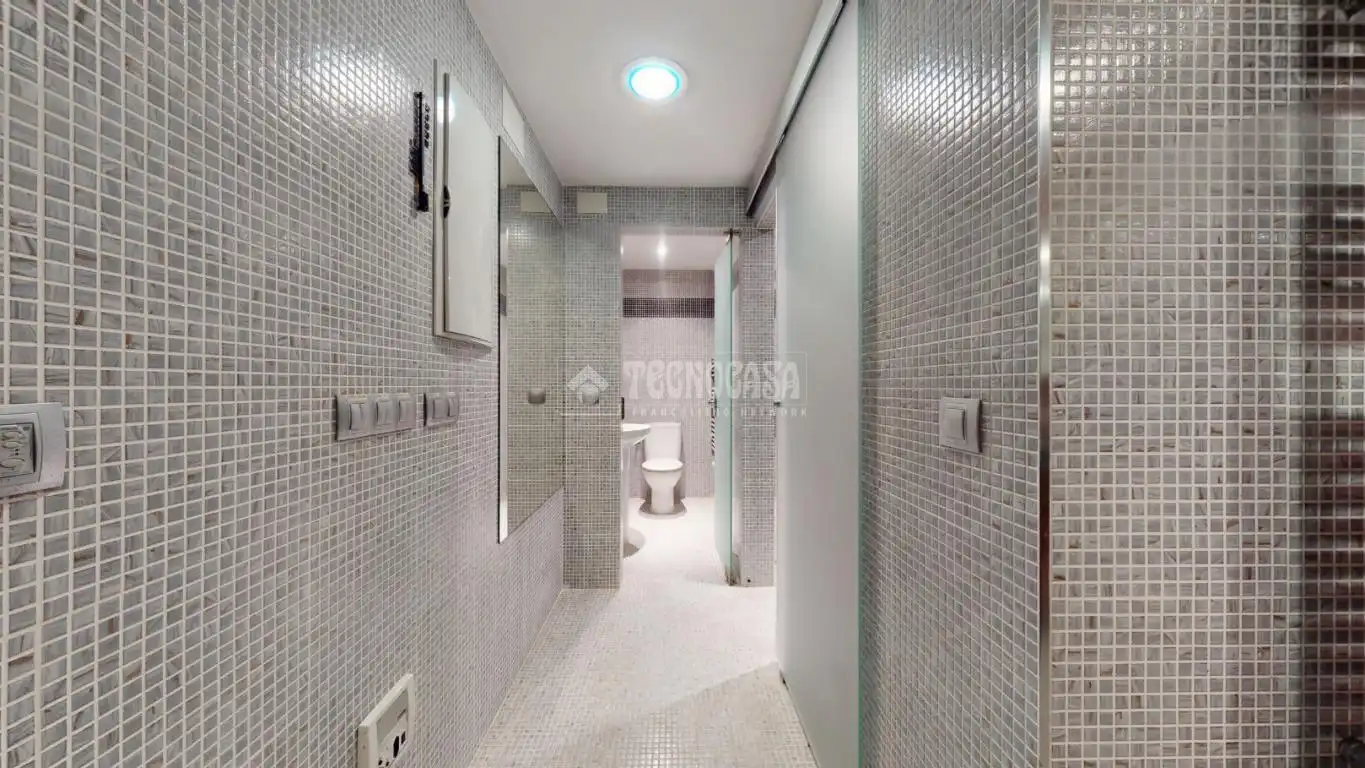 Baño de Piso en venta en Horche