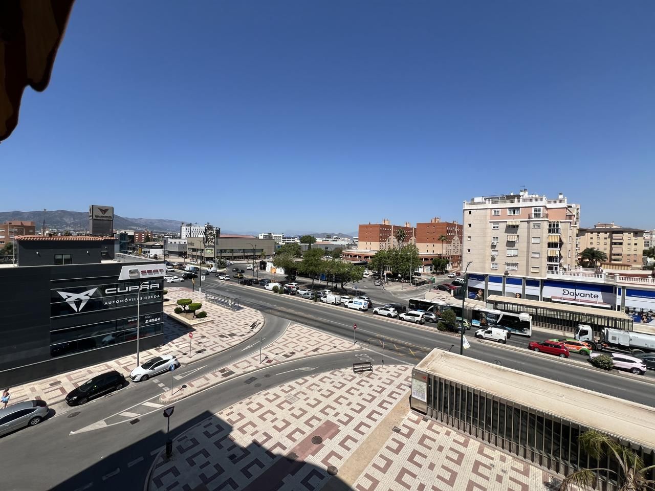 Vista exterior de Pis de lloguer en Málaga Capital amb Terrassa i Piscina comunitària