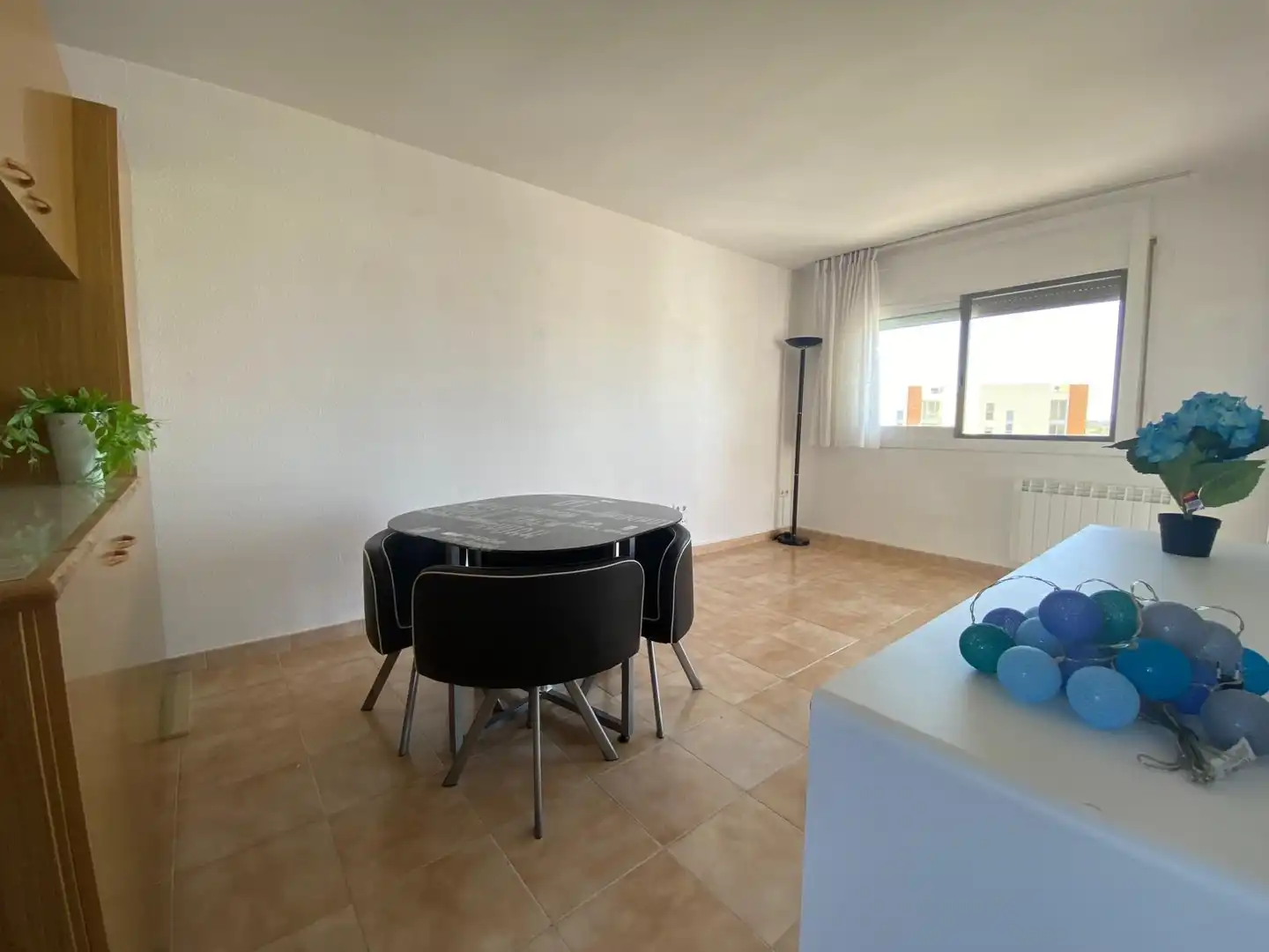 Comedor de Piso en venta en Roses con Terraza, Piscina y Amueblado