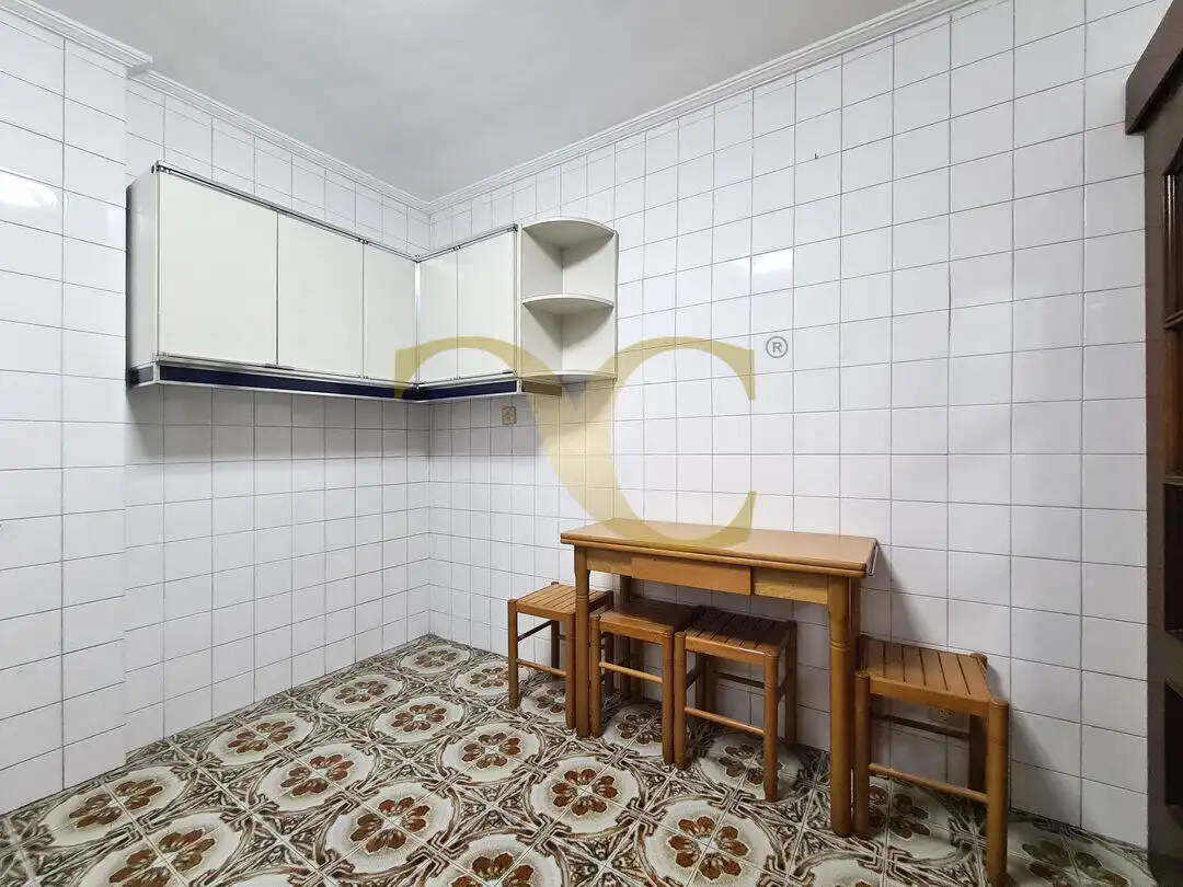 Cocina de Piso en venta en Oviedo  con Terraza